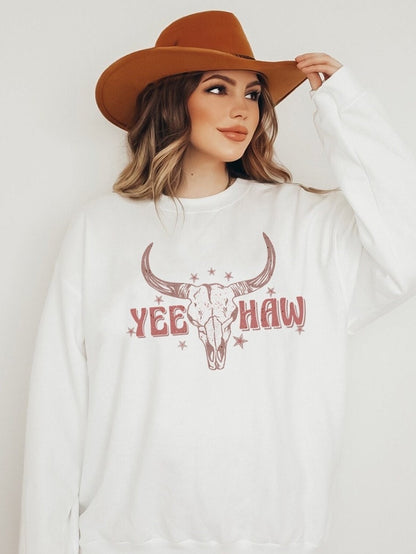 Yee Haw Sweatshirt, Howdy Sweatshirt, Western Crewneck, Texas Sweatshirt, Aesthetic Clothes, Country Sweatshirt, Bullhead Sweatshirt