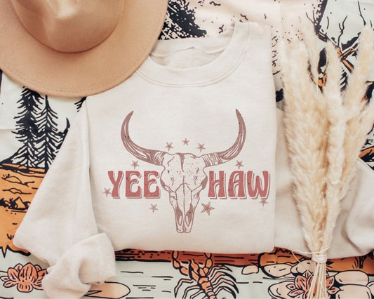 Yee Haw Sweatshirt, Howdy Sweatshirt, Western Crewneck, Texas Sweatshirt, Aesthetic Clothes, Country Sweatshirt, Bullhead Sweatshirt