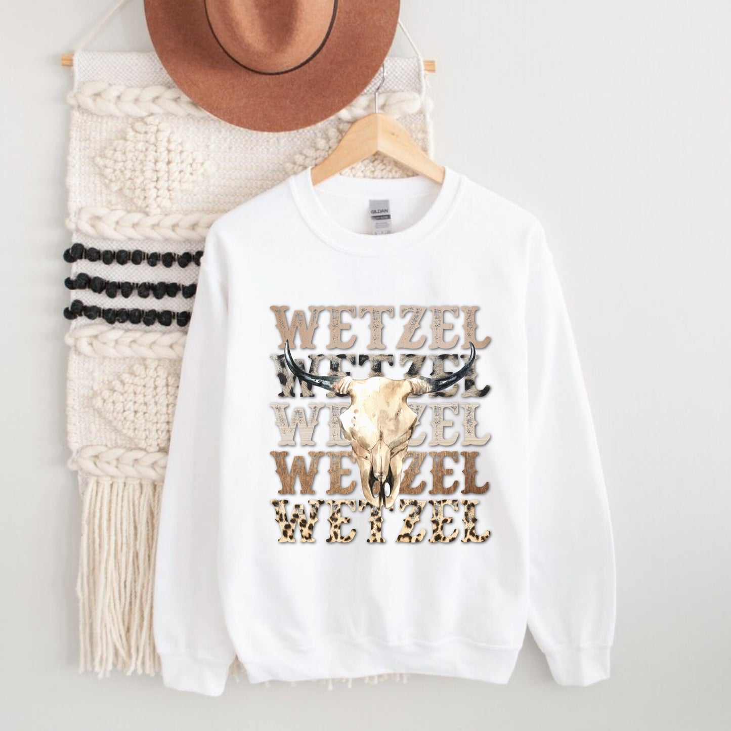 Wetzel Country Western Trendy Crewneck Sweatshirt, Western Clothes, Cowgirl Sweatshirt, Country Music Shirt, Nashville Sweatshirt, Howdy