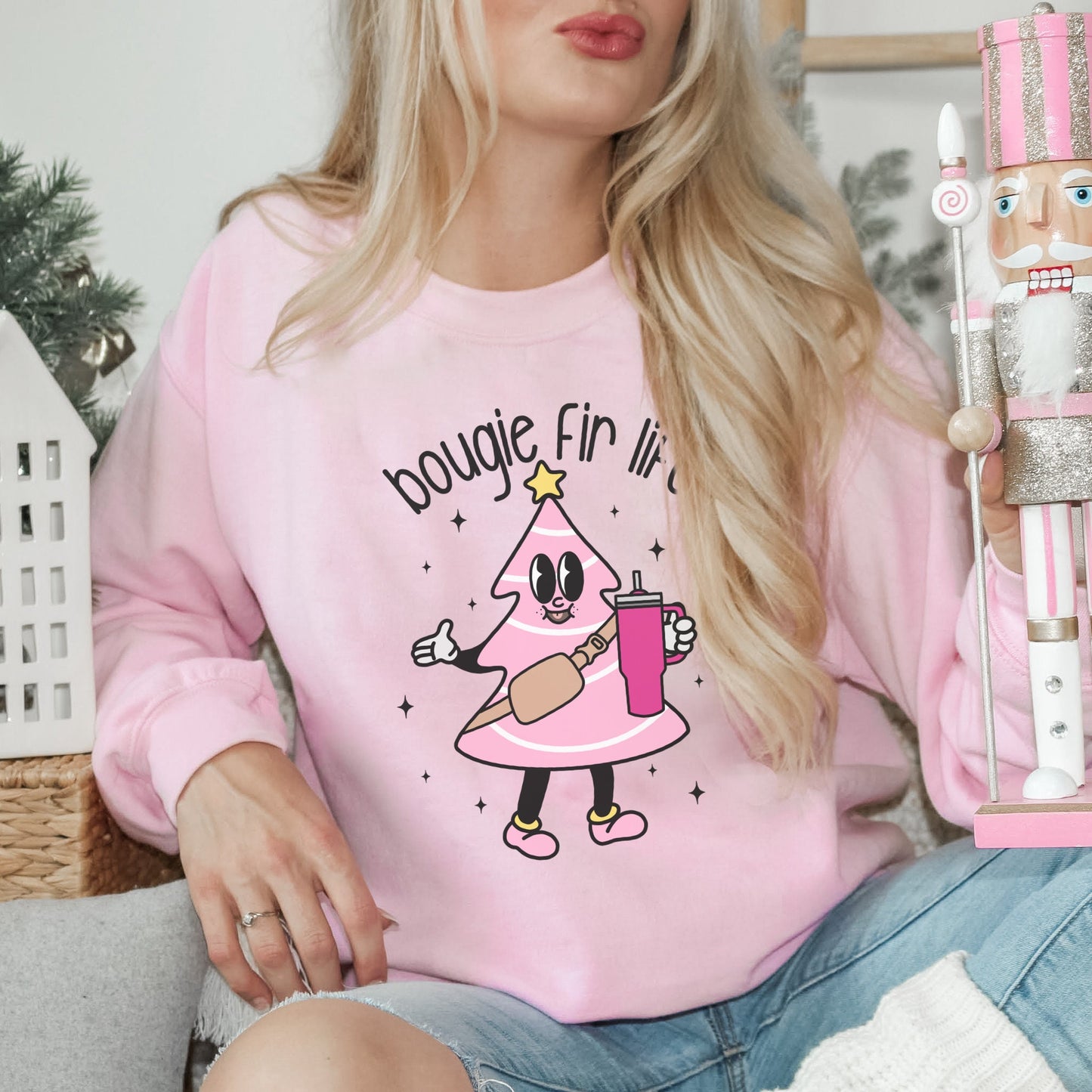 Bougie Fir Life Sweatshirt, Pink Christmas Tree Sweater, Trendy Holiday Shirts, Cute Xmas Crewneck, Winter Sweatshirt, Aesthetic Hoodies