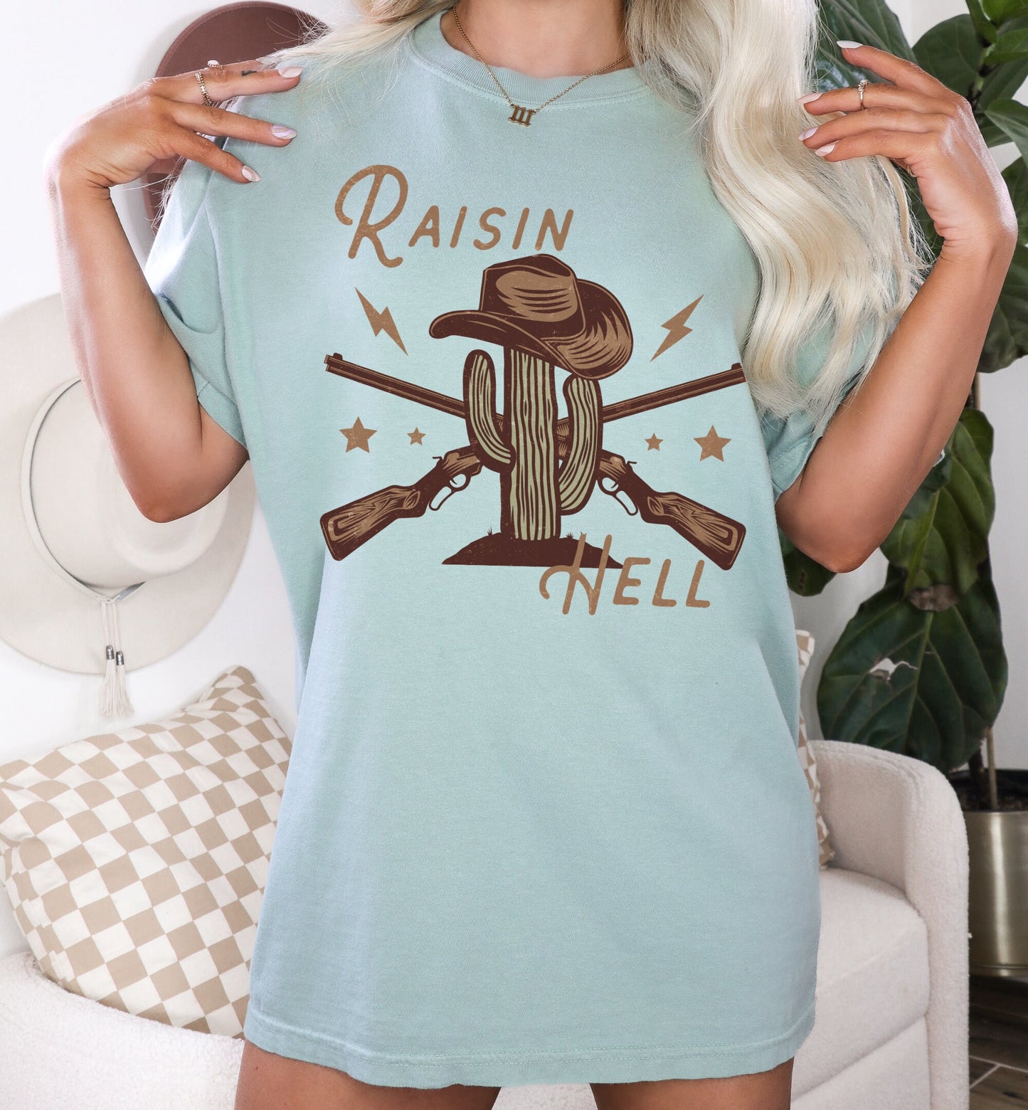 Raisin Hell Shirt, Western Graphic Tee, Cowgirl Fashion, Country Music Shirt, Boho Western Shirt, Desert Cactus Shirt, Cute Western Shirts