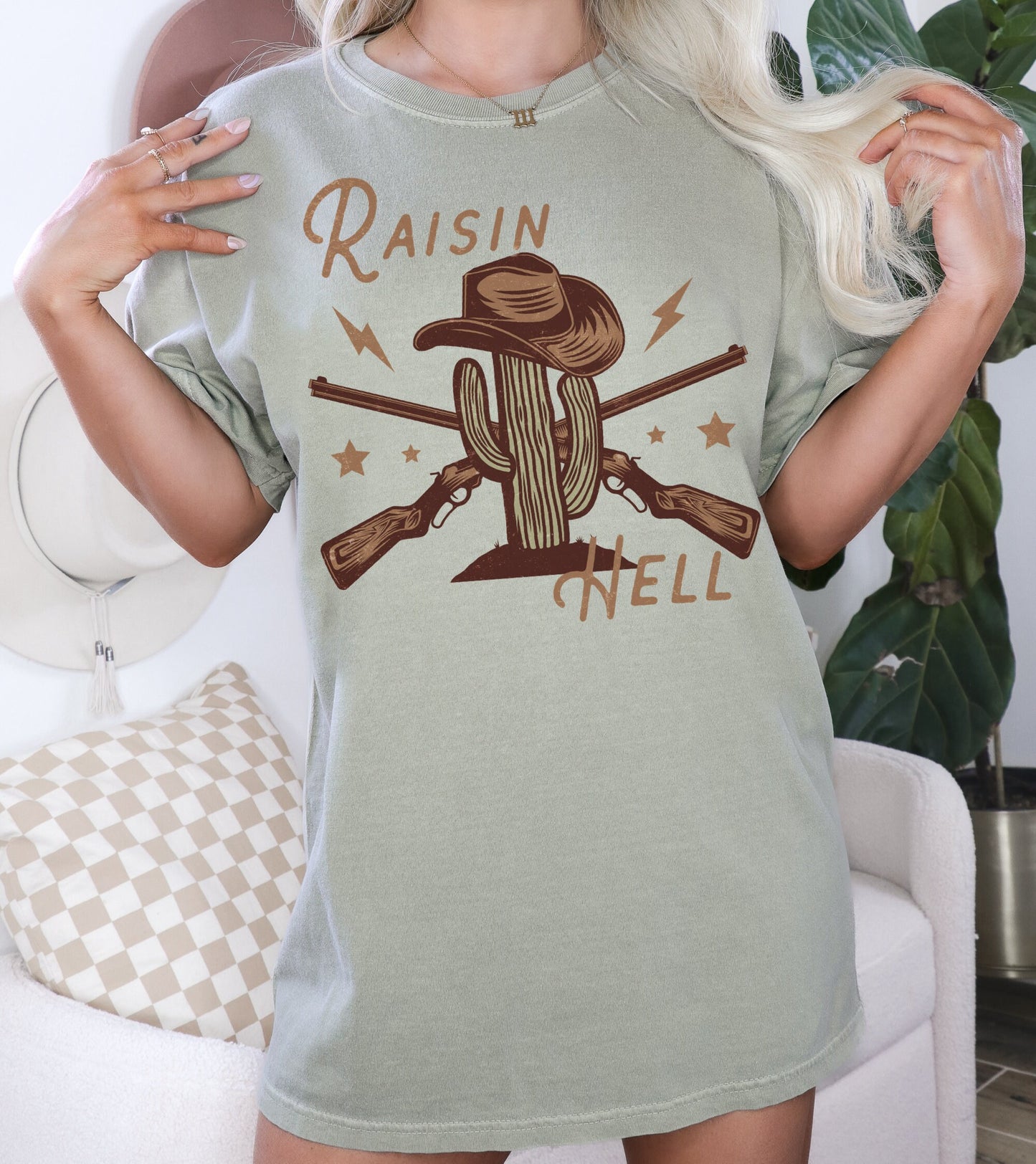Raisin Hell Shirt, Western Graphic Tee, Cowgirl Fashion, Country Music Shirt, Boho Western Shirt, Desert Cactus Shirt, Cute Western Shirts