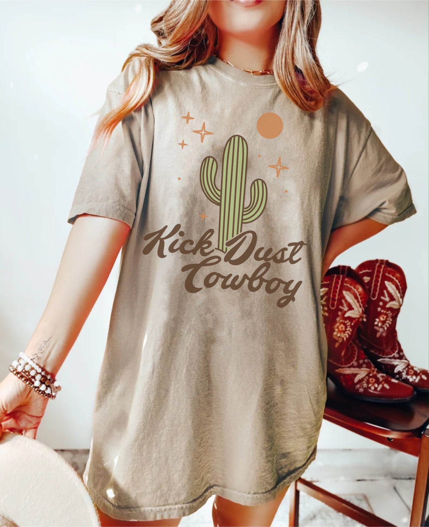 Kick Dust Cowboy Shirt, Western Graphic Tee, Comfort Colors Graphic Tee, Cowgirl Tee, Country Music Shirt, Vintage Cowboy Tee, Trendy Tshirt