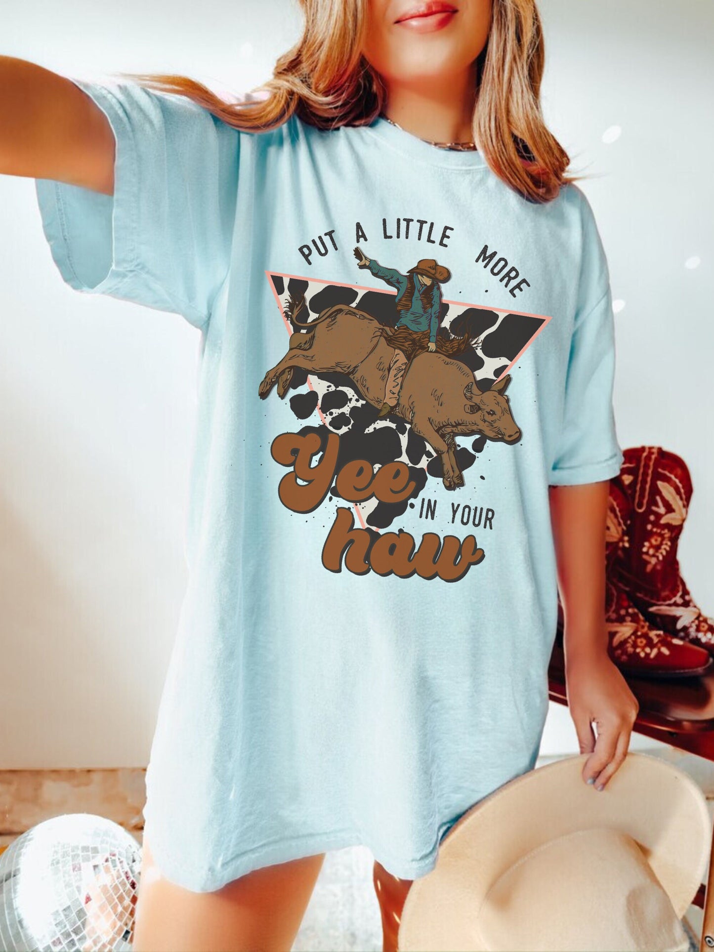 Yeehaw Tshirt, Cowboy Graphic Tees, Cowgirl Rodeo Shirt, Cute Western Shirt, Oversized Country Shirt, Trendy Western Shirt, Cowgirl Tees