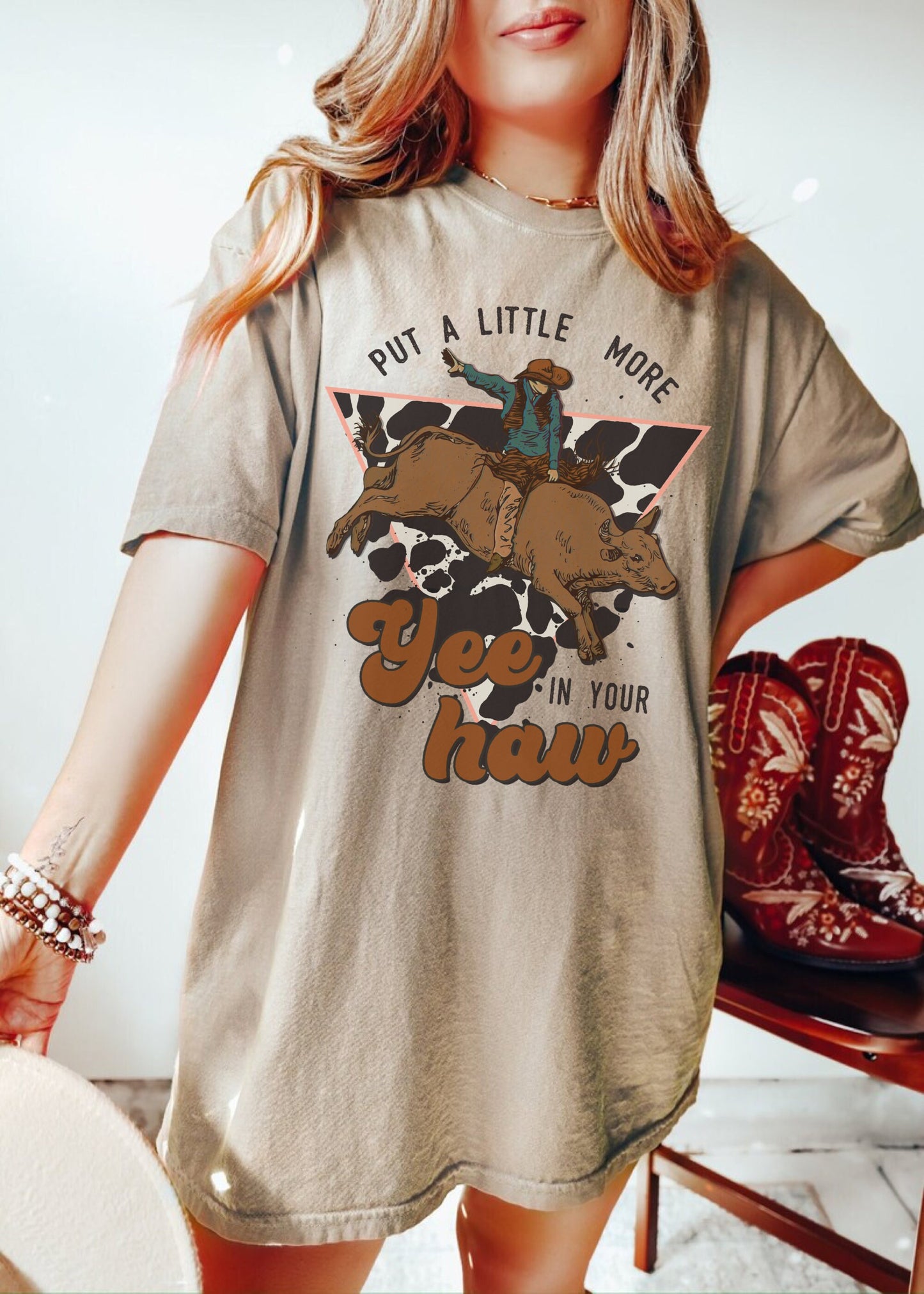 Yeehaw Tshirt, Cowboy Graphic Tees, Cowgirl Rodeo Shirt, Cute Western Shirt, Oversized Country Shirt, Trendy Western Shirt, Cowgirl Tees