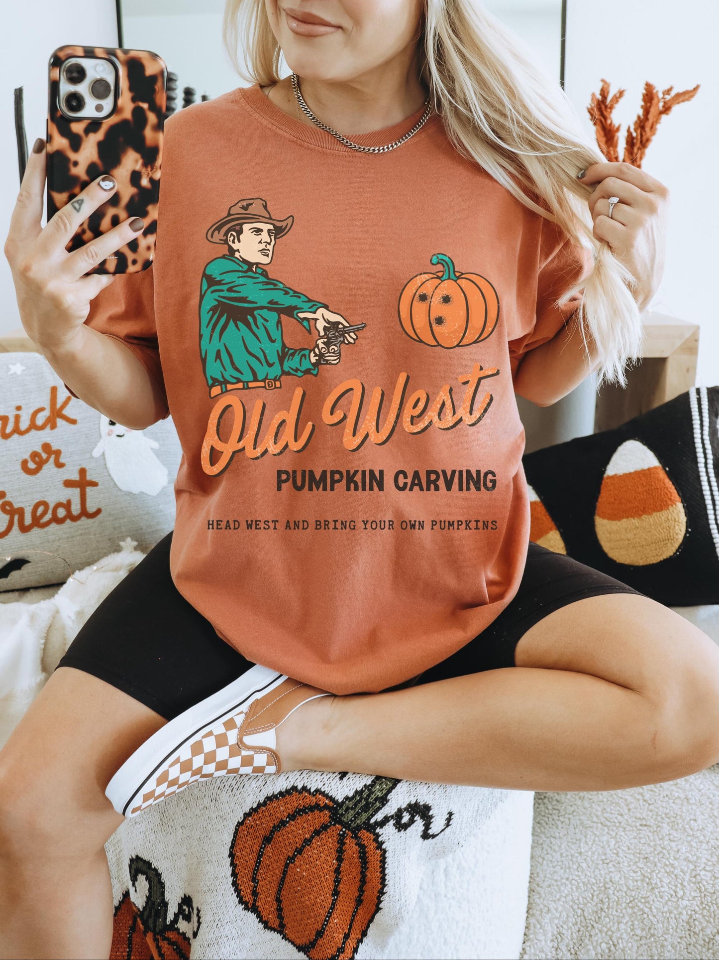 Old West Pumpkin Carving Shirt, Western Pumpkin Shirt, Trendy Halloween Shirt, Cowboy Halloween, Cute Fall Tees, Fall Pumpkin Shirt, Boo Tee