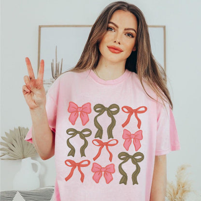 Coquette Christmas Bow Shirt, Womens Holiday Shirt, Cute Christmas Shirt, Retro Christmas Tshirt, Trendy Christmas Shirt, Girly Xmas Tshirt