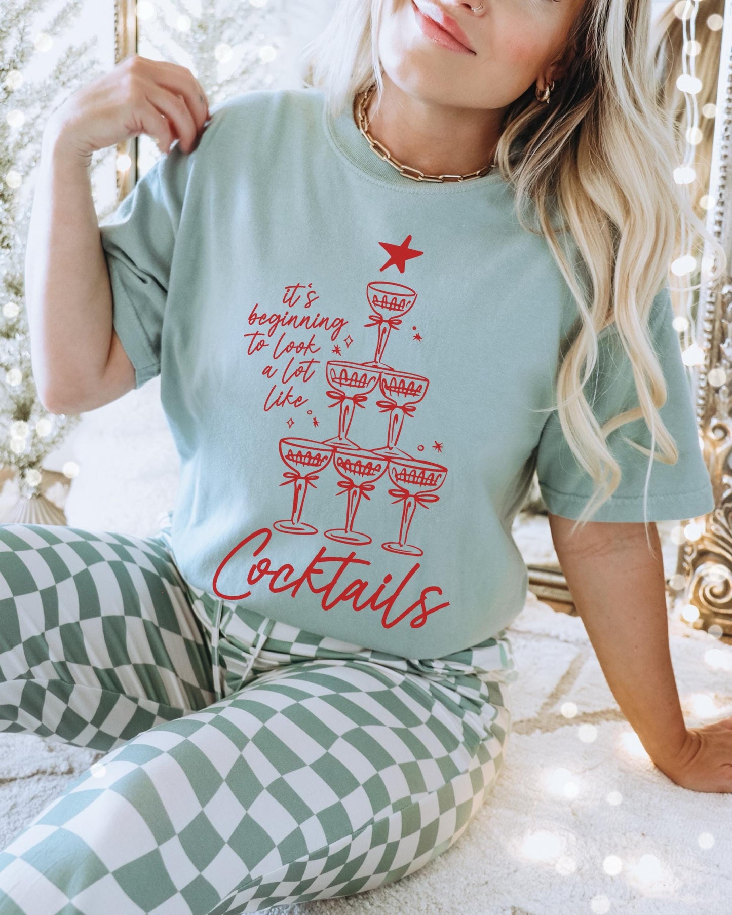 Christmas Cocktail Shirt, Festive Shirt, Holiday Spirit Shirt, Cute Christmas Tee, Christmas Drinking Shirt, Christmas Party Shirt, Xmas Tee
