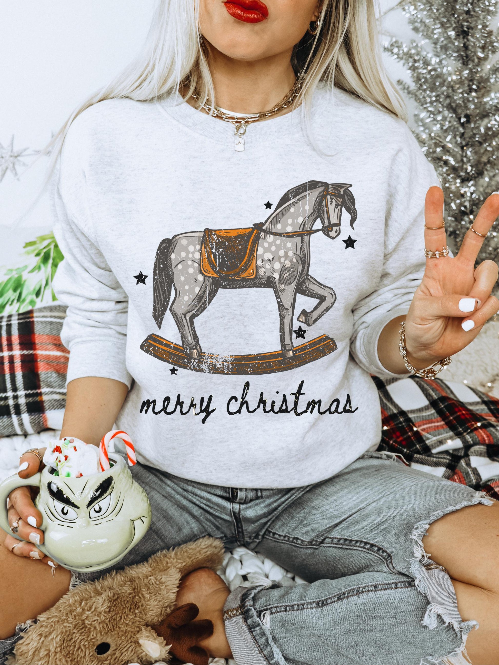 Merry Christmas Horse Sweatshirt, Vintage Horse Shirt, Horse Christmas Sweatshirt, Western Christmas Sweatshirt, Country Christmas Crewneck