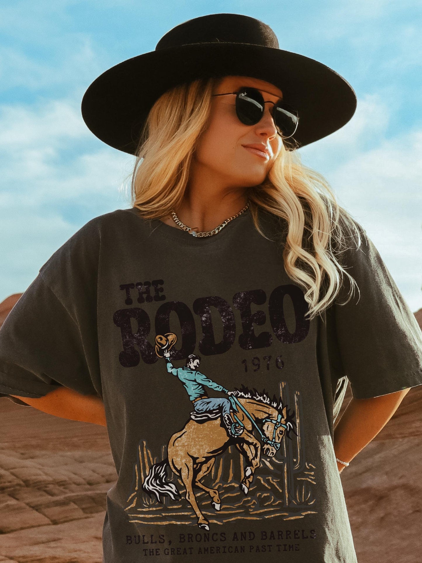 Rodeo Shirt, Western Graphic Tee, Cowgirl Tshirt, Cowboy Shirt, Country Music Shirt, Western Cowgirl Shirt, Country Concert Tee, Horse Shirt