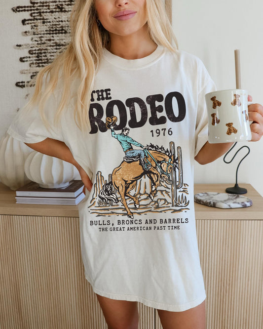 Rodeo Shirt, Western Graphic Tee, Cowgirl Tshirt, Cowboy Shirt, Country Music Shirt, Western Cowgirl Shirt, Country Concert Tee, Horse Shirt