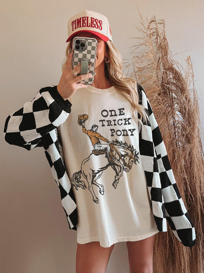 One Trick Pony Shirt, Western Graphic Tee, Cute Cowgirl Tshirt, Country Concert Shirt, Trendy Western Shirts, Cowboy Rodeo Tshirt, Horse Tee